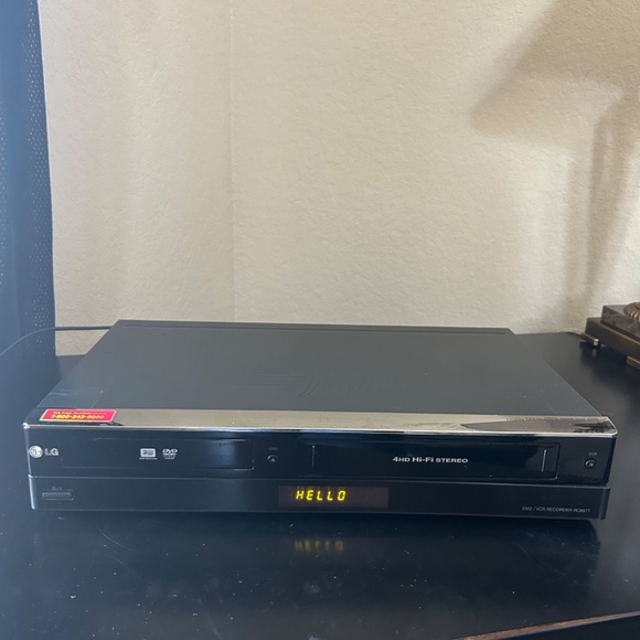 LG RC897T DVD Recorder/ VCR Recorder. Excellent condition - Picture 2 of 16
